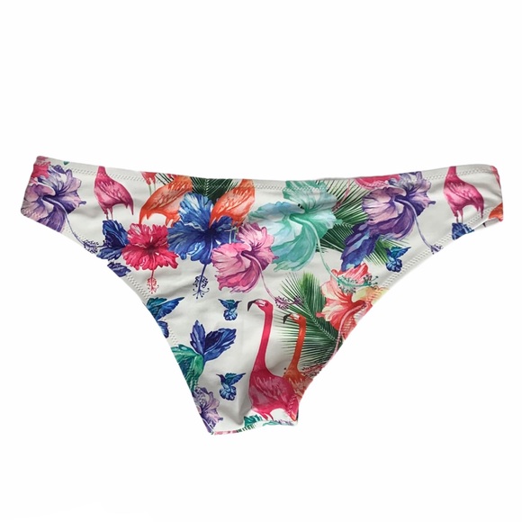 ✅SOLD-Cupshe | Bikini Bottoms x2 Bundle - Picture 4 of 8